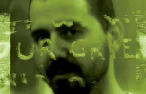 Artista Eddie Rodolfo Aparicio, afectado por el Fire Eaton, trazas recuerdos y tiempo