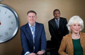 El productor ejecutivo de '60 minutos ', Bill Owens renuncia