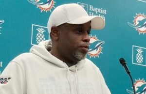 Chris Grier se burla de Idea Dolphins está en una reconstrucción suave: nuestro objetivo es ganar este año