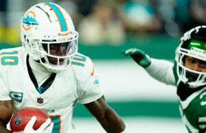 Tyreek Hill fue servido con papeles de divorcio el martes