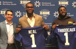 Gigantes indecisos en opciones de quinto año para Kayvon Thibodeaux, Evan Neal