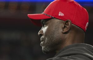 Todd Bowles: Veremos si el equipo que gana el lanzamiento de tiempo extra puede agotarse el reloj