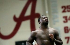 Jalen Milroe, Tyler Shough también visitó Browns el martes