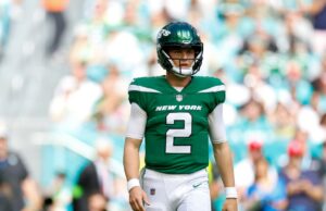 Chris Grier: Zach Wilson fue “el ajuste correcto y la elección correcta” para hacer una copia de seguridad de Tua Tagovailoa