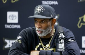 Deion Sanders cree que Shedeuer y Travis Hunter deberían ser los dos primeros jugadores reclutados