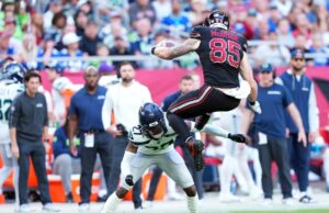 Trey McBride promete tratar de romper su hábito de obstáculos