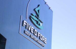 Se abre el tan esperado complejo de entretenimiento de cinco O Fore Golf
