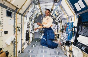Las mujeres celebraron primicias en el espacio mucho antes de esta misión